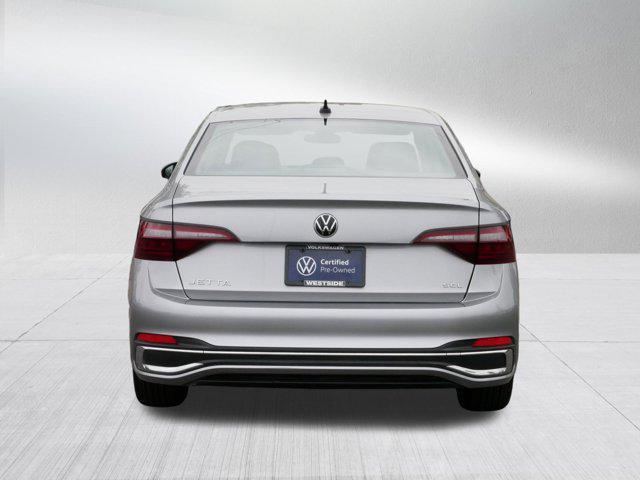 Photo of 2024 Pyrite Silver Metallic Volkswagen Jetta
