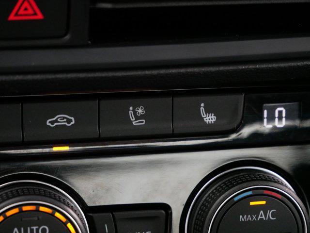 Photo of 2024 Pyrite Silver Metallic Volkswagen Jetta