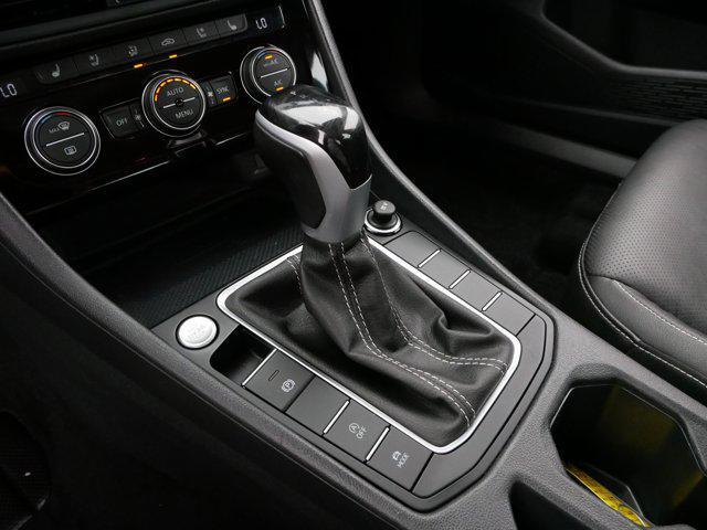 Photo of 2024 Pyrite Silver Metallic Volkswagen Jetta