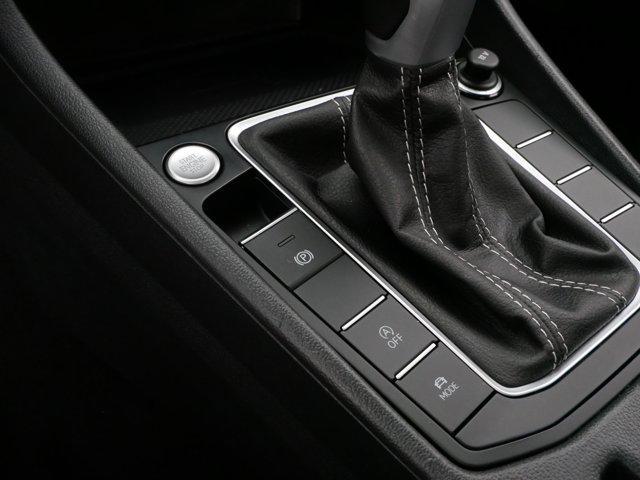 Photo of 2024 Pyrite Silver Metallic Volkswagen Jetta