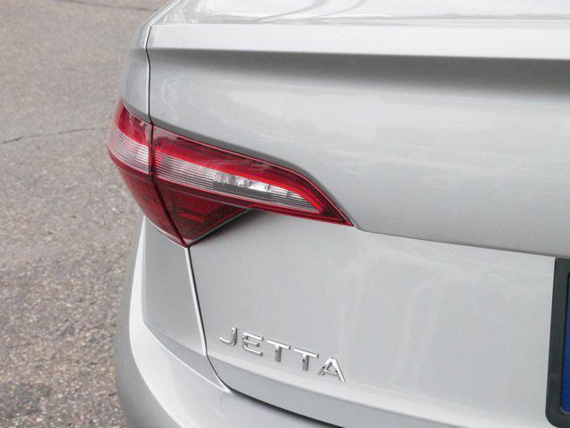 Photo of 2024 Pyrite Silver Metallic Volkswagen Jetta