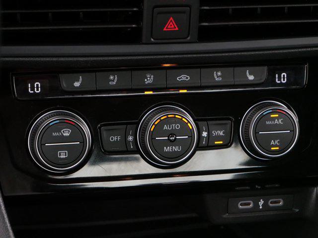 Photo of 2024 Pyrite Silver Metallic Volkswagen Jetta