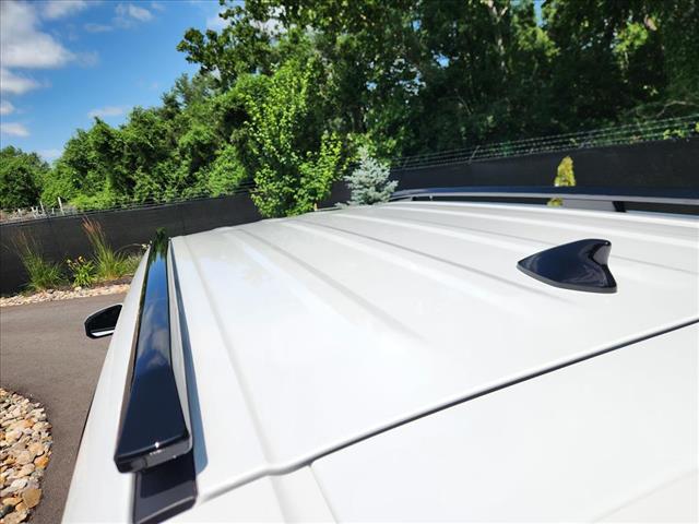 Photo of 2024 White Hyundai SANTA FE