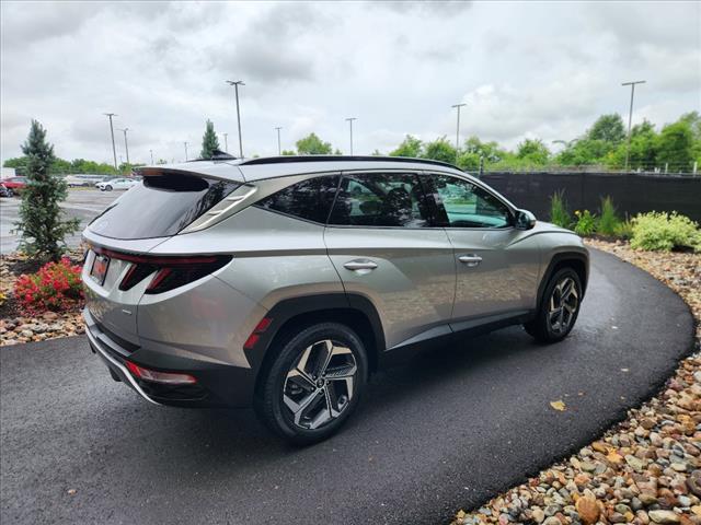 Photo of 2022 Silver Metallic Hyundai TUCSON