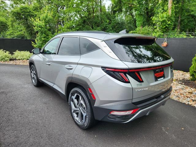 Photo of 2022 Silver Metallic Hyundai TUCSON