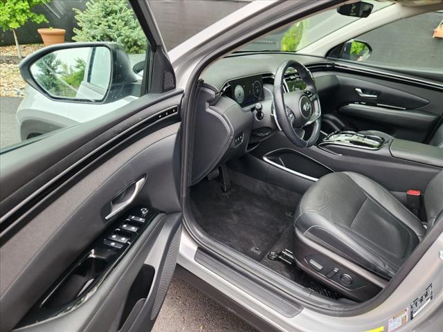 Photo of 2022 Silver Metallic Hyundai TUCSON