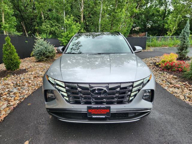 Photo of 2022 Silver Metallic Hyundai TUCSON
