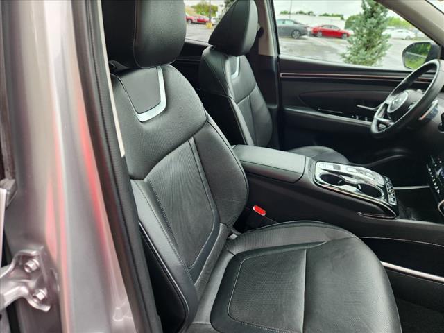 Photo of 2022 Silver Metallic Hyundai TUCSON