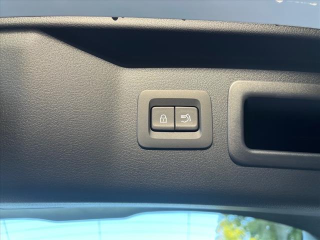 Photo of 2025 Rhodium White Premium Mazda CX-70