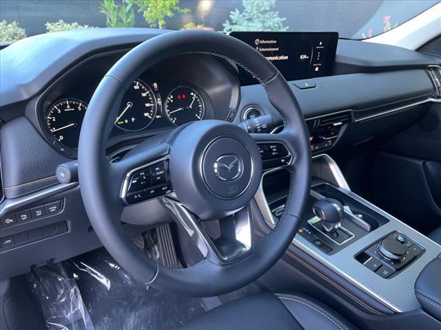 Photo of 2025 Rhodium White Premium Mazda CX-70