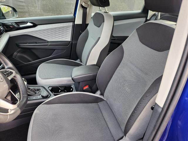 Photo of 2023 Blue Dusk Volkswagen Taos