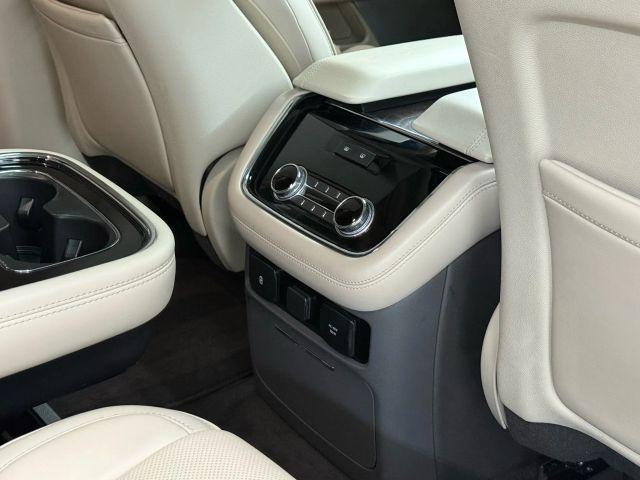 Photo of 2019 Mocha Lincoln Navigator