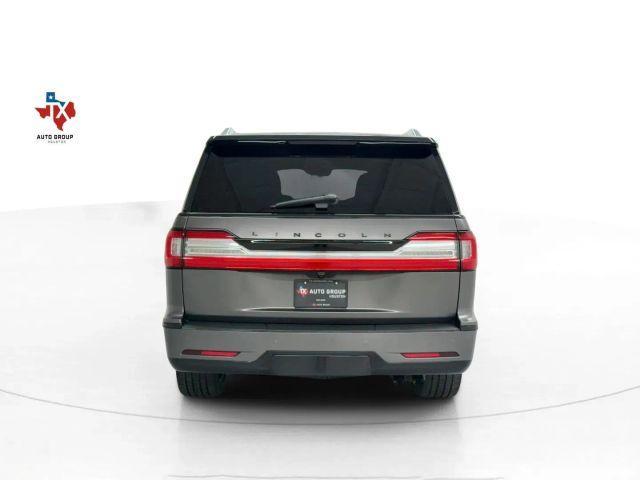 Photo of 2019 Mocha Lincoln Navigator