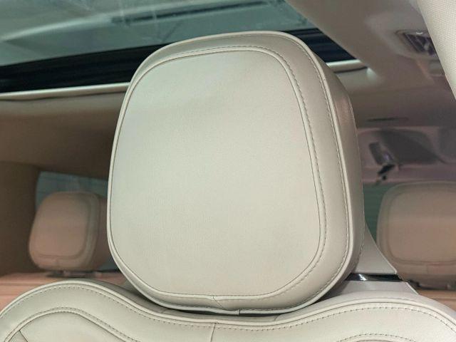Photo of 2019 Mocha Lincoln Navigator