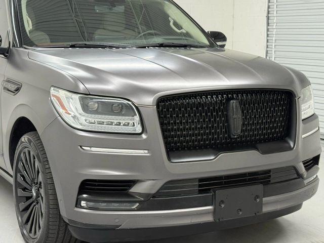 Photo of 2019 Mocha Lincoln Navigator