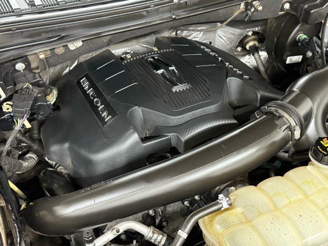 Photo of 2019 Mocha Lincoln Navigator