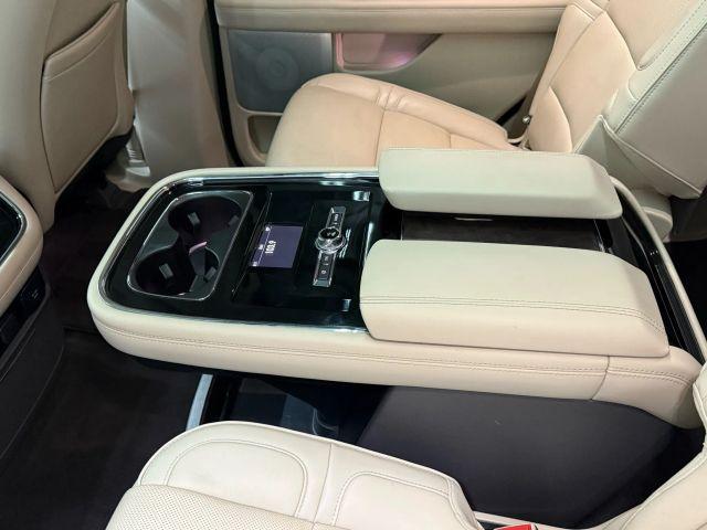 Photo of 2019 Mocha Lincoln Navigator
