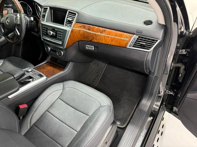 Photo of 2016 Black Mercedes-Benz GL-Class