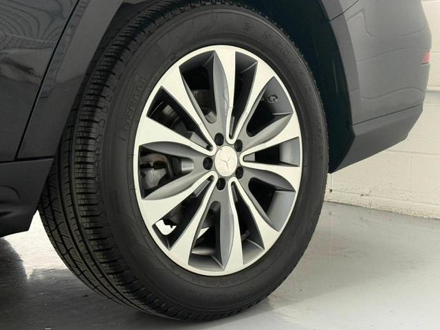 Photo of 2016 Black Mercedes-Benz GL-Class