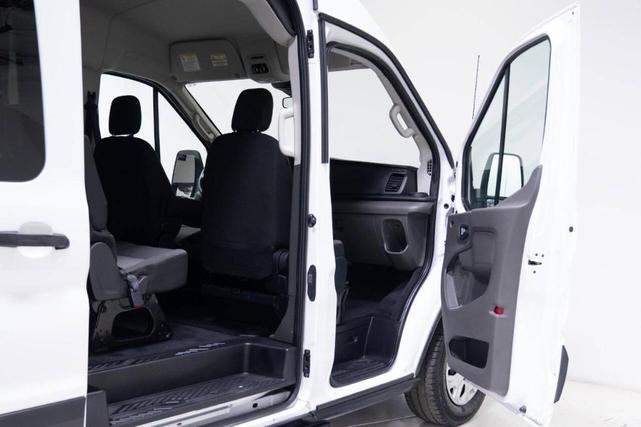 Photo of 2023 White Ford Transit-350