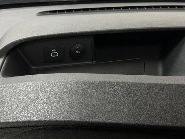 Photo of 2023 White Ford Transit-350