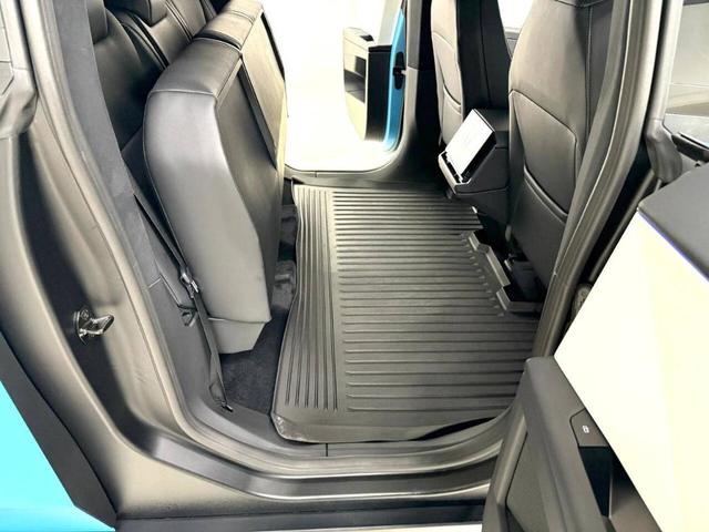 Photo of 2024 Blue Tesla Cybertruck
