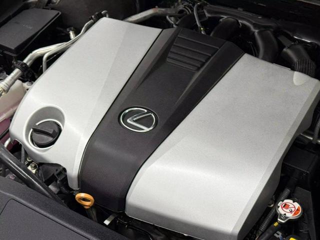 Photo of 2022 Gray Lexus ES 350