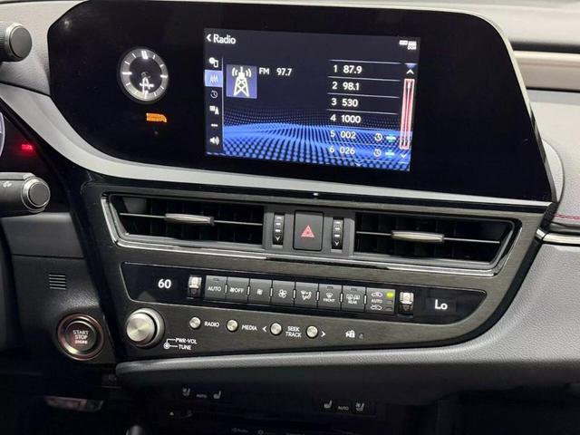 Photo of 2022 Gray Lexus ES 350