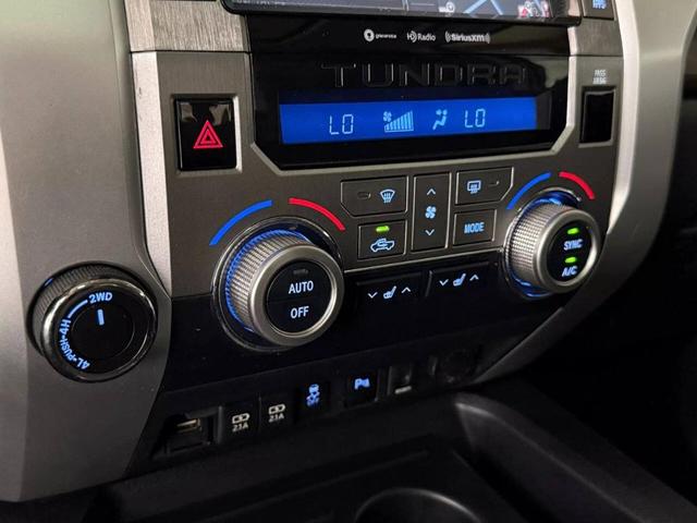 Photo of 2021 Blue Toyota Tundra