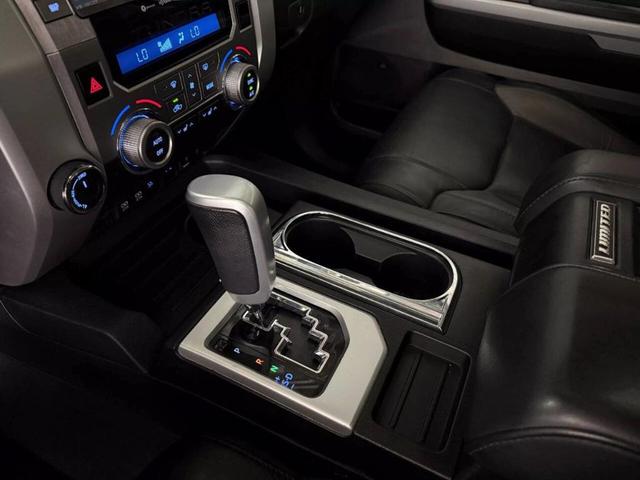 Photo of 2021 Blue Toyota Tundra