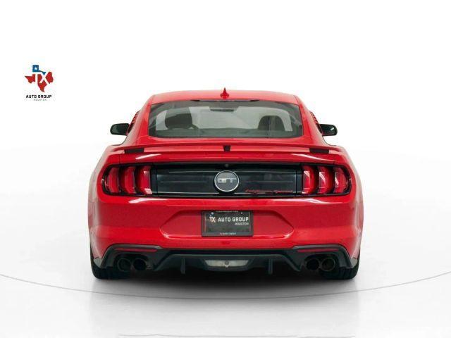 Photo of 2021 Red Ford Mustang