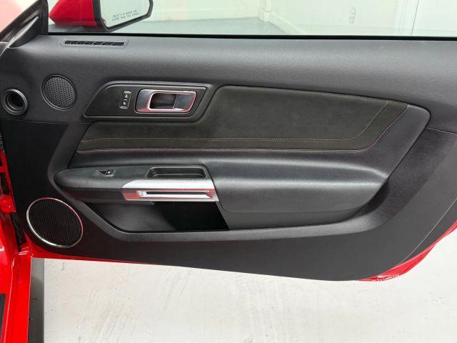 Photo of 2021 Red Ford Mustang