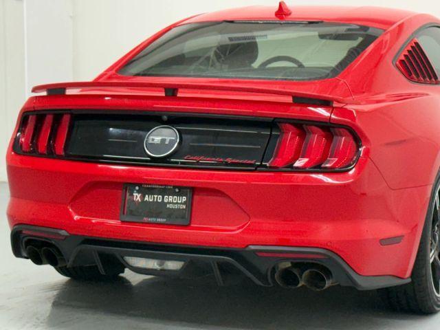 Photo of 2021 Red Ford Mustang
