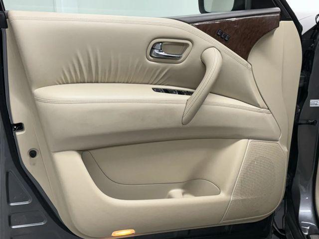 Photo of 2017 Graphite Shadow INFINITI QX80