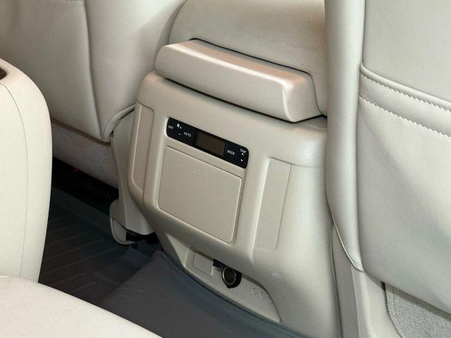 Photo of 2017 Graphite Shadow INFINITI QX80