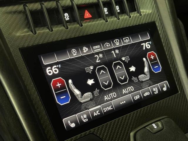 Photo of 2023 Gray Lamborghini Urus