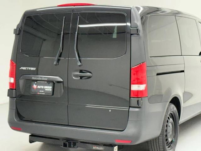 Photo of 2019 Black Mercedes-Benz Metris