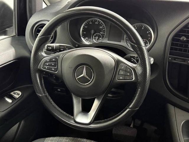 Photo of 2019 Black Mercedes-Benz Metris
