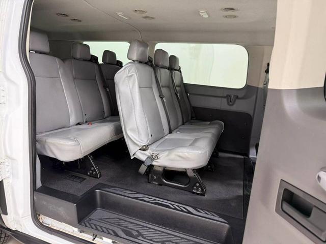 Photo of 2019 White Ford Transit-150
