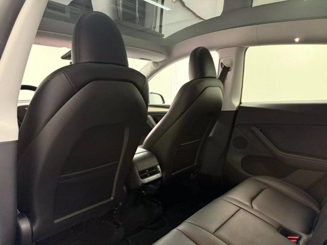 Photo of 2023 Gray Tesla Model Y