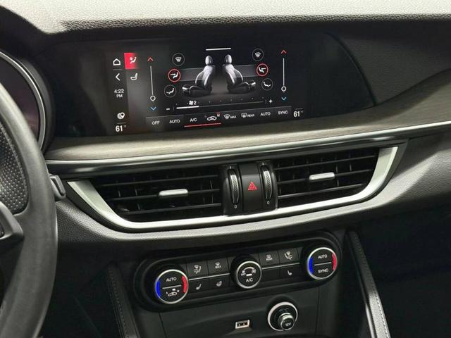 Photo of 2022 Gray Alfa Romeo Stelvio