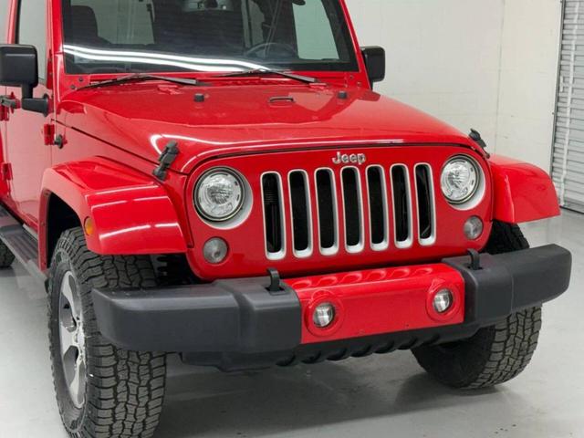 Photo of 2017 Red Jeep Wrangler Unlimited