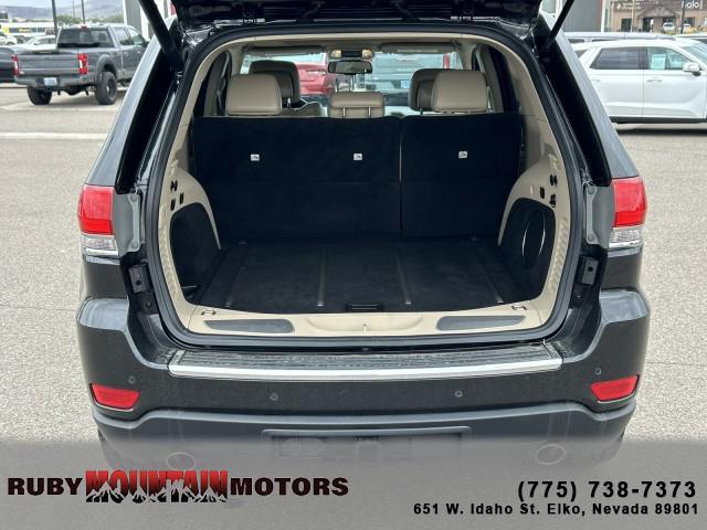 Photo of 2015 Brilliant Black Crystal Pearlcoat Jeep Grand Cherokee