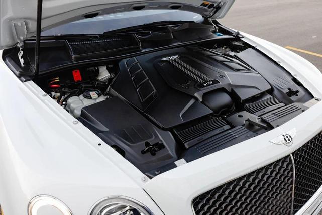 Photo of 2019 Ice Bentley Bentayga