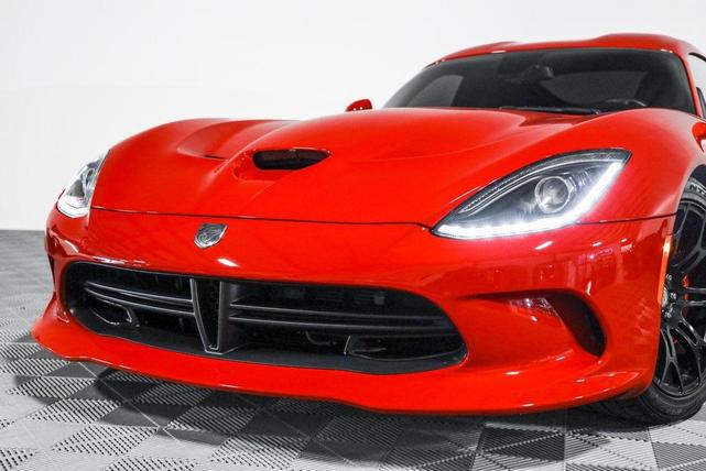 Photo of 2015 Adrenaline Red Dodge Viper