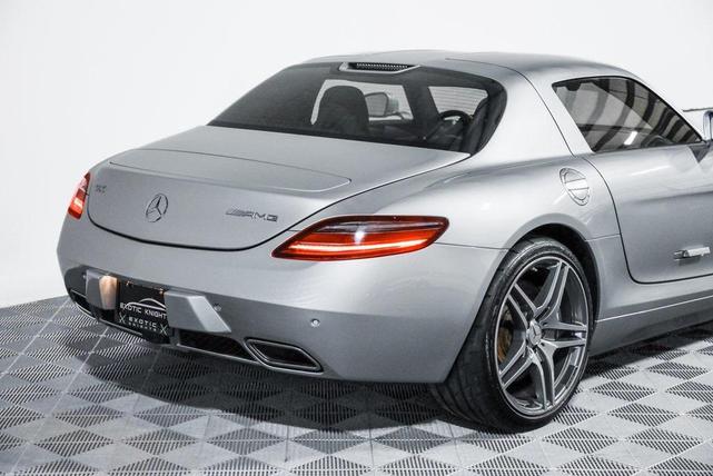 Photo of 2011 Silver Mercedes-Benz SLS AMG