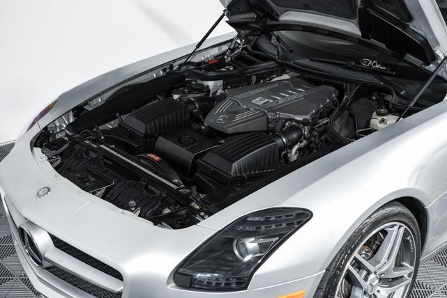 Photo of 2011 Silver Mercedes-Benz SLS AMG