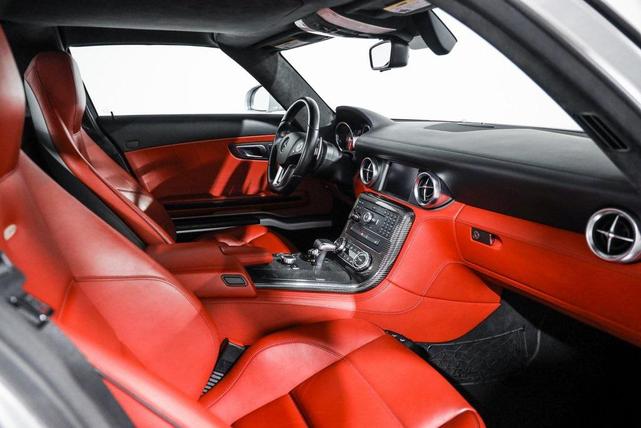 Photo of 2011 Silver Mercedes-Benz SLS AMG
