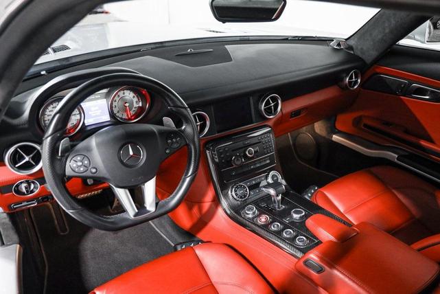 Photo of 2011 Silver Mercedes-Benz SLS AMG