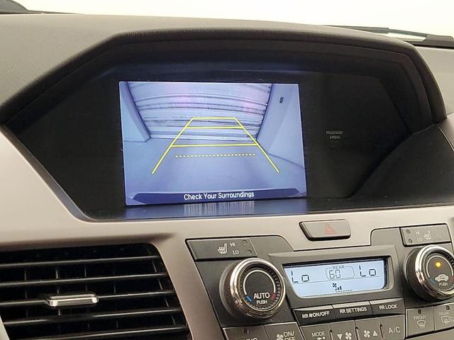 Photo of 2017 White Honda Odyssey